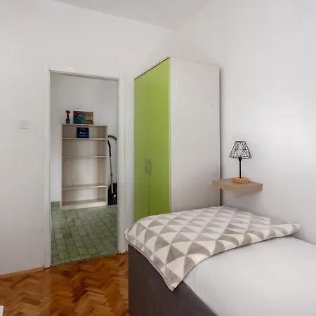 3 Bedroom Stunning In * Novi Vinodolski